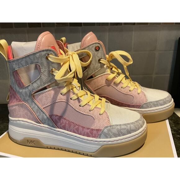 PERFECTION NEW MICHAEL KORS MATSON HIGH TOP CANVAS SNEAKERS PINK MULTI $225 S7.5 - Picture 4 of 12